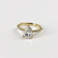 Pear Shaped Lab Grown Diamond Ring